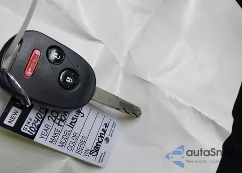 2013 Honda Insight Lx z USA, uszkodzony, nr VIN JHMZE2H5XDS002304